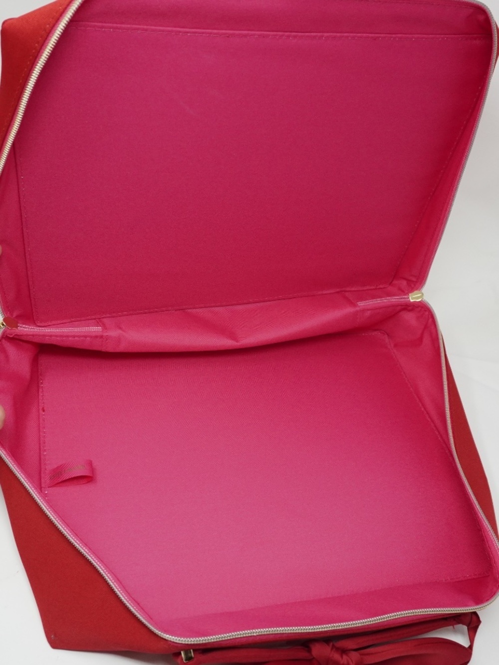 NEW ESTEE LAUDER COSMETIC BAG HUGE CHRISTMAS ZIPPER RED PINK - Picture 6 of 6